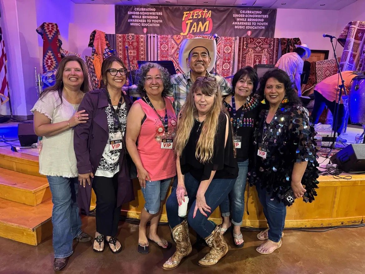 cousins & yvonna at fjam